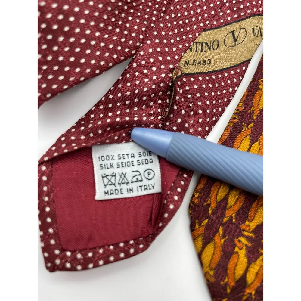 Valentino Cravatte Silk Tie Burgundy Orange Bird Print Made in Italy Vintage